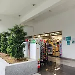 2Br L Tr Residence Titiwangsa L Monorail L Lrt L Klcc