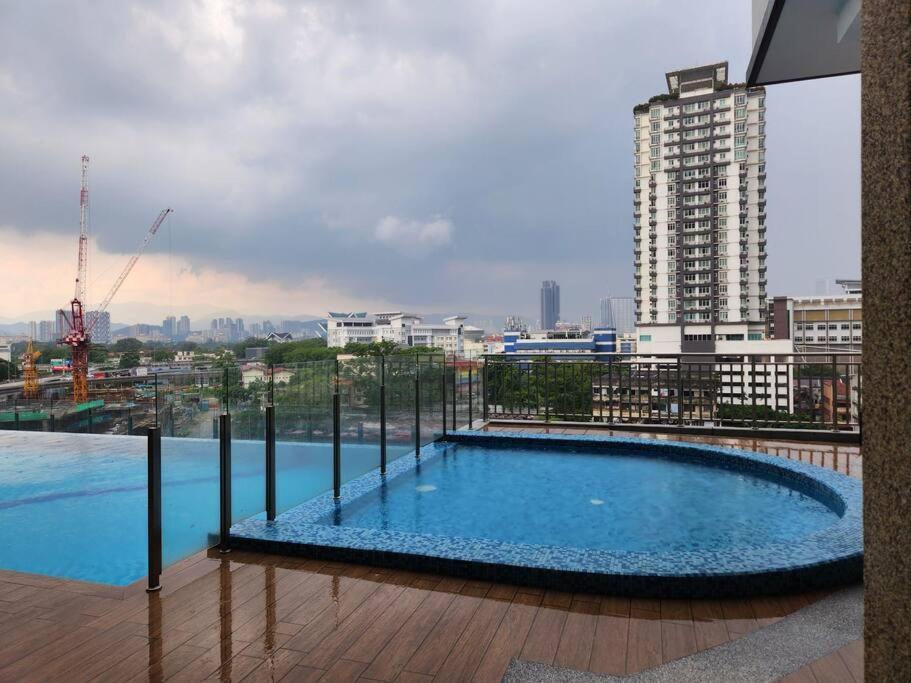 Pangsapuri 2br L Tr Titiwangsa L Monorail L Lrt L Klcc Kuala Lumpur